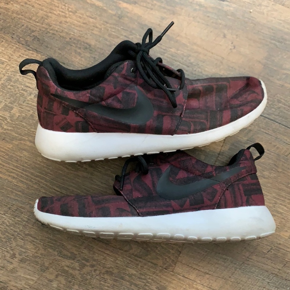 nike roshe shoes